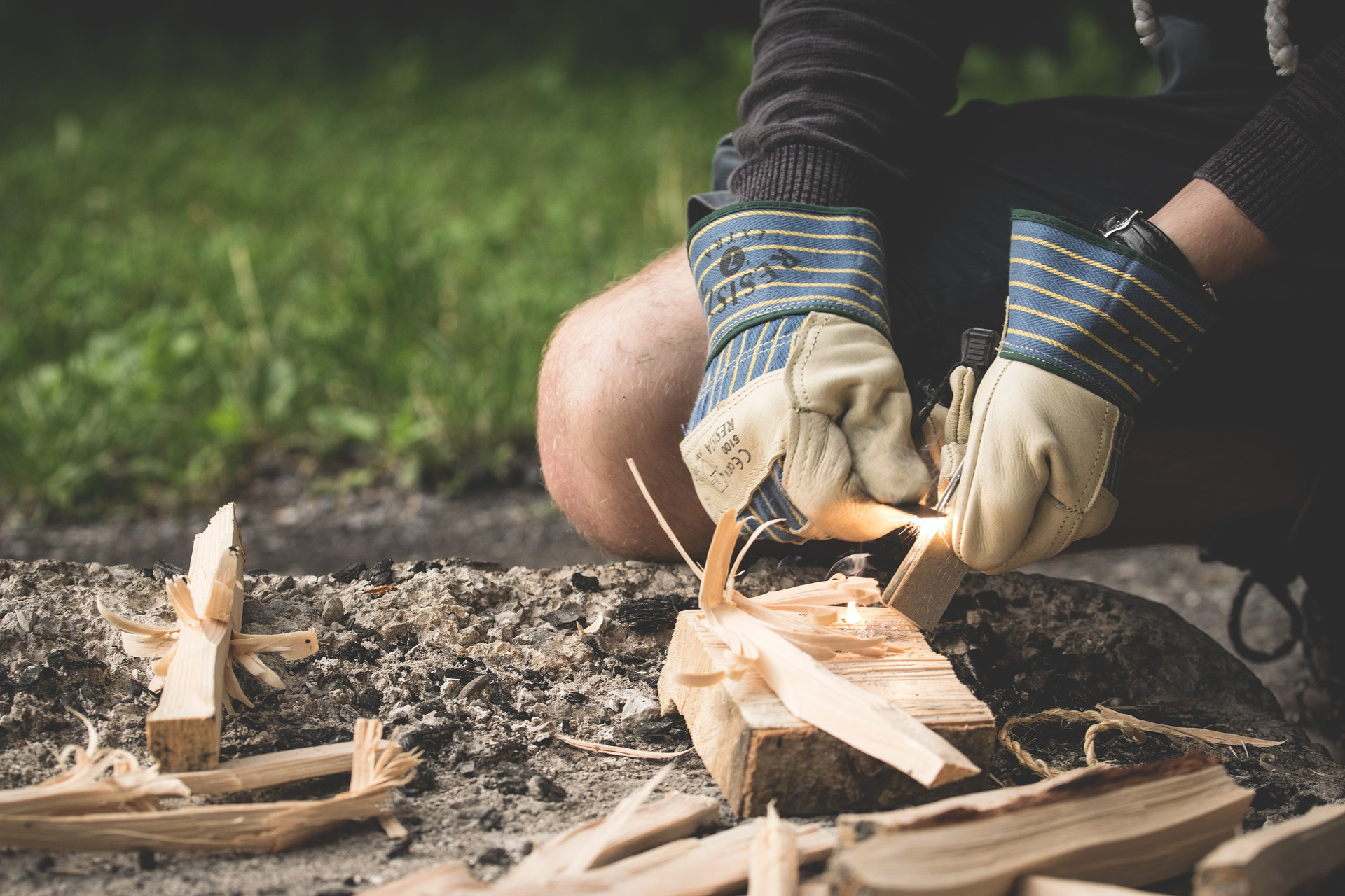 Bushcrafting Ausrüstung – Feuer machen